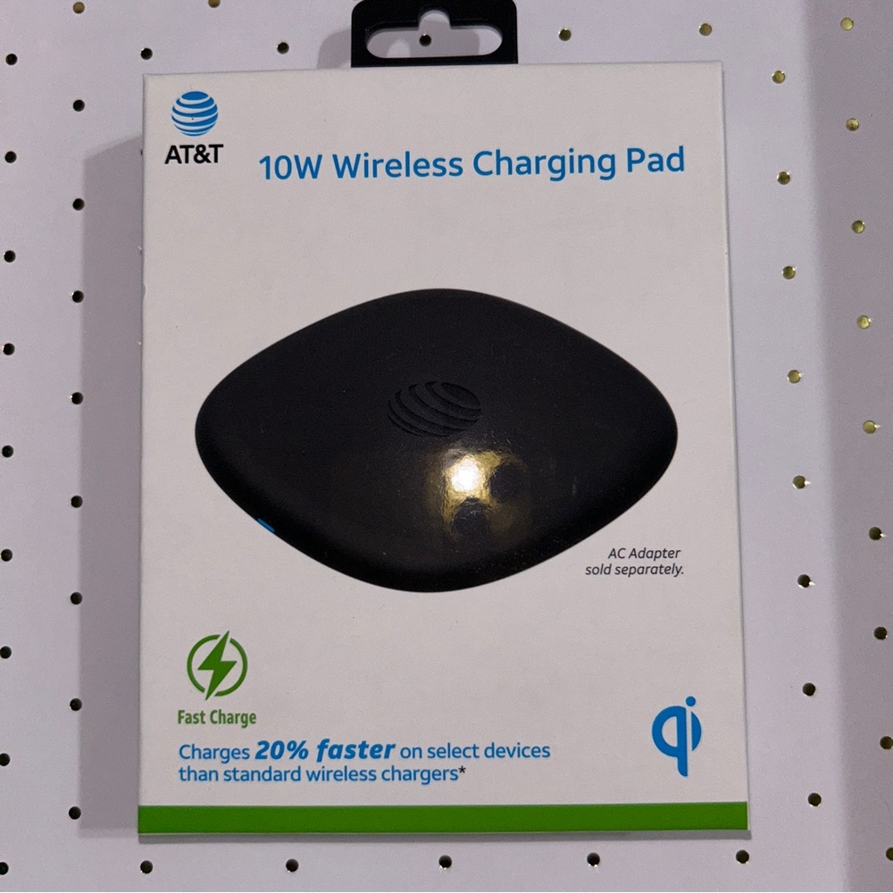 AT&T 10W Wireless Charging Pad + Charging Cable